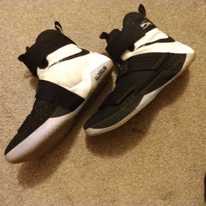 LeBron Zoom Soldier 10s